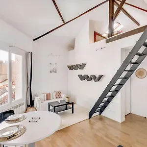 Grand Volume Sis A Proche Pte Versailles Montrouge